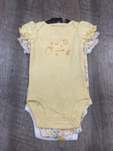 Load image into Gallery viewer, ONESIE SET 3 PC NEW-0-3MO
