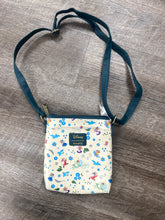 Load image into Gallery viewer, CROSSBODY
