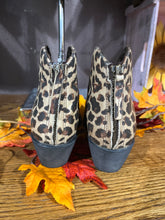 Load image into Gallery viewer, BOOTIE-8

