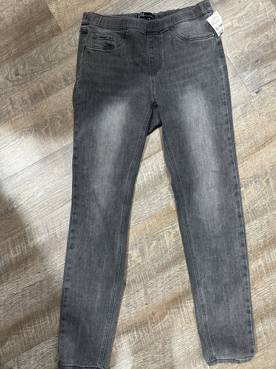 PANT $90 RETAIL-8