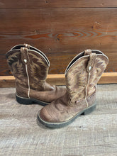 Load image into Gallery viewer, BOOTS - 8.5
