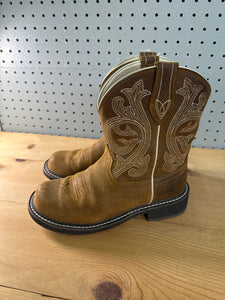 BOOTS