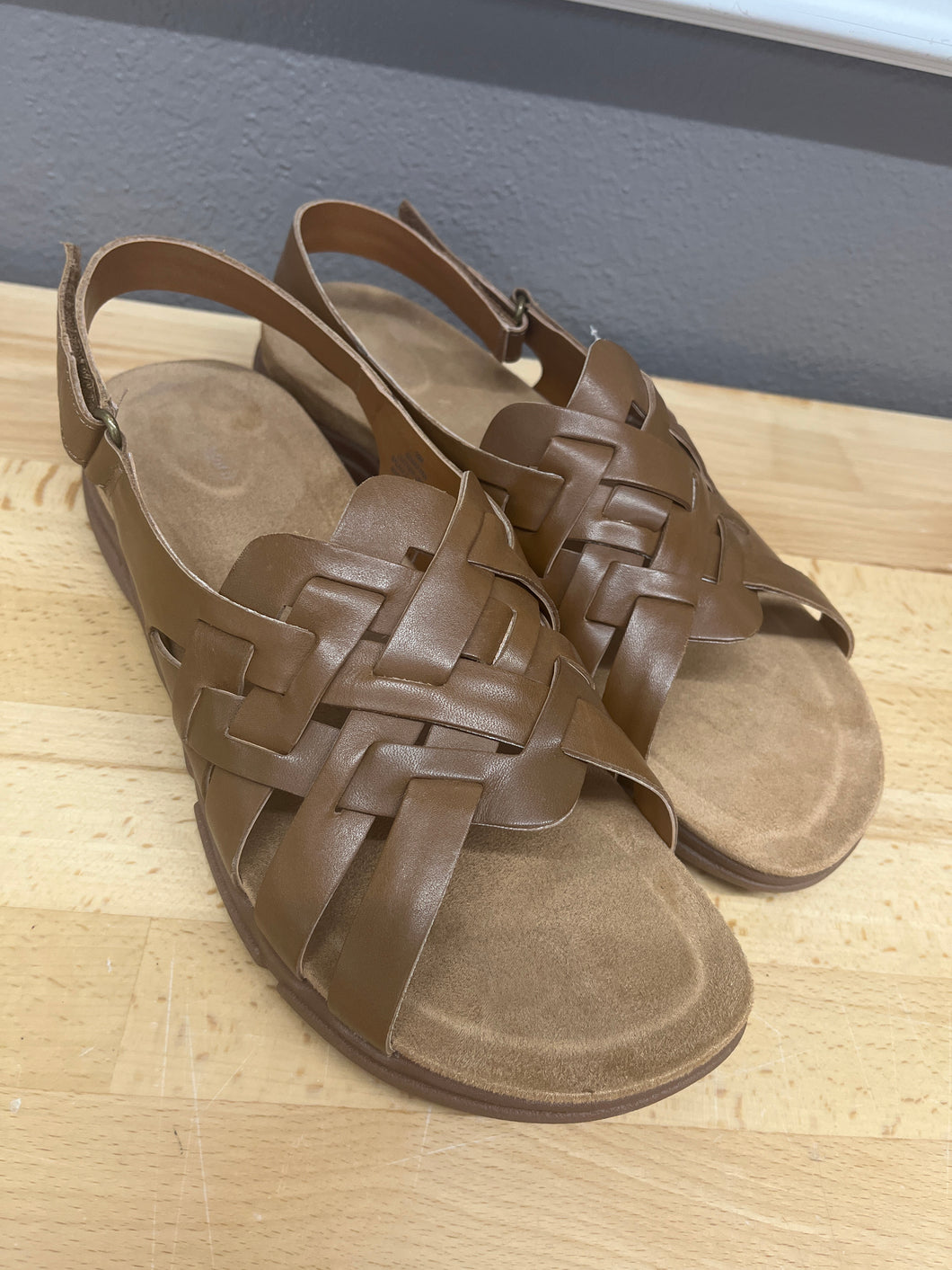 SANDAL-BROWN-10