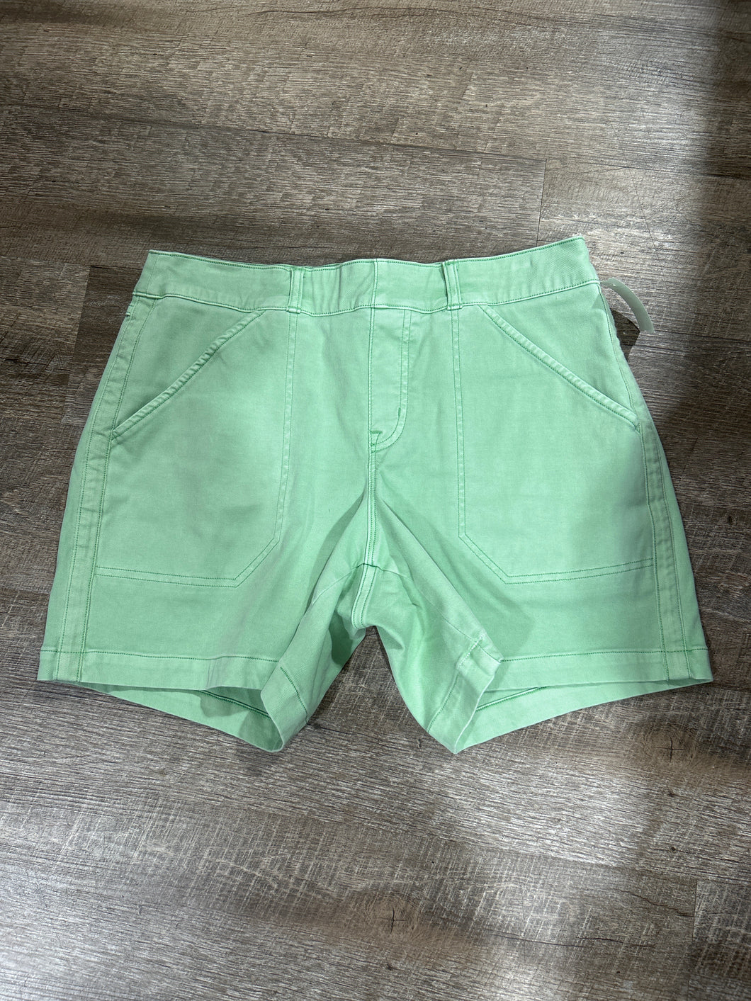 SHORTS $50 RETAIL-L