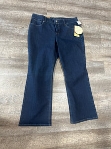 NEW! PANT - 16