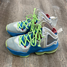 Load image into Gallery viewer, LEBRON ATOM BB SNEAKER
