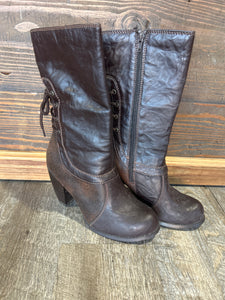 BOOTS -7.5