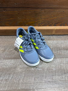 SNEAKER -LIKE NEW - 5Y
