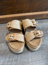 Load image into Gallery viewer, SANDAL - 6
