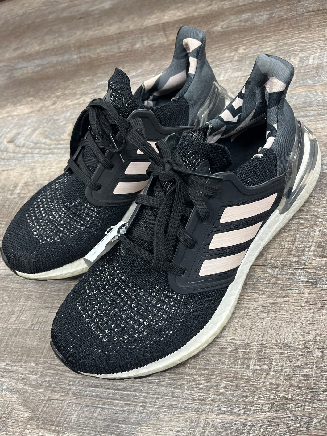 SNEAKER ($135)-7.5
