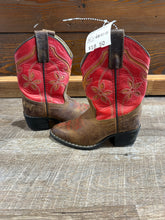 Load image into Gallery viewer, BOOTS - 9
