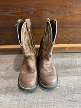 Load image into Gallery viewer, BOOTS - 8.5
