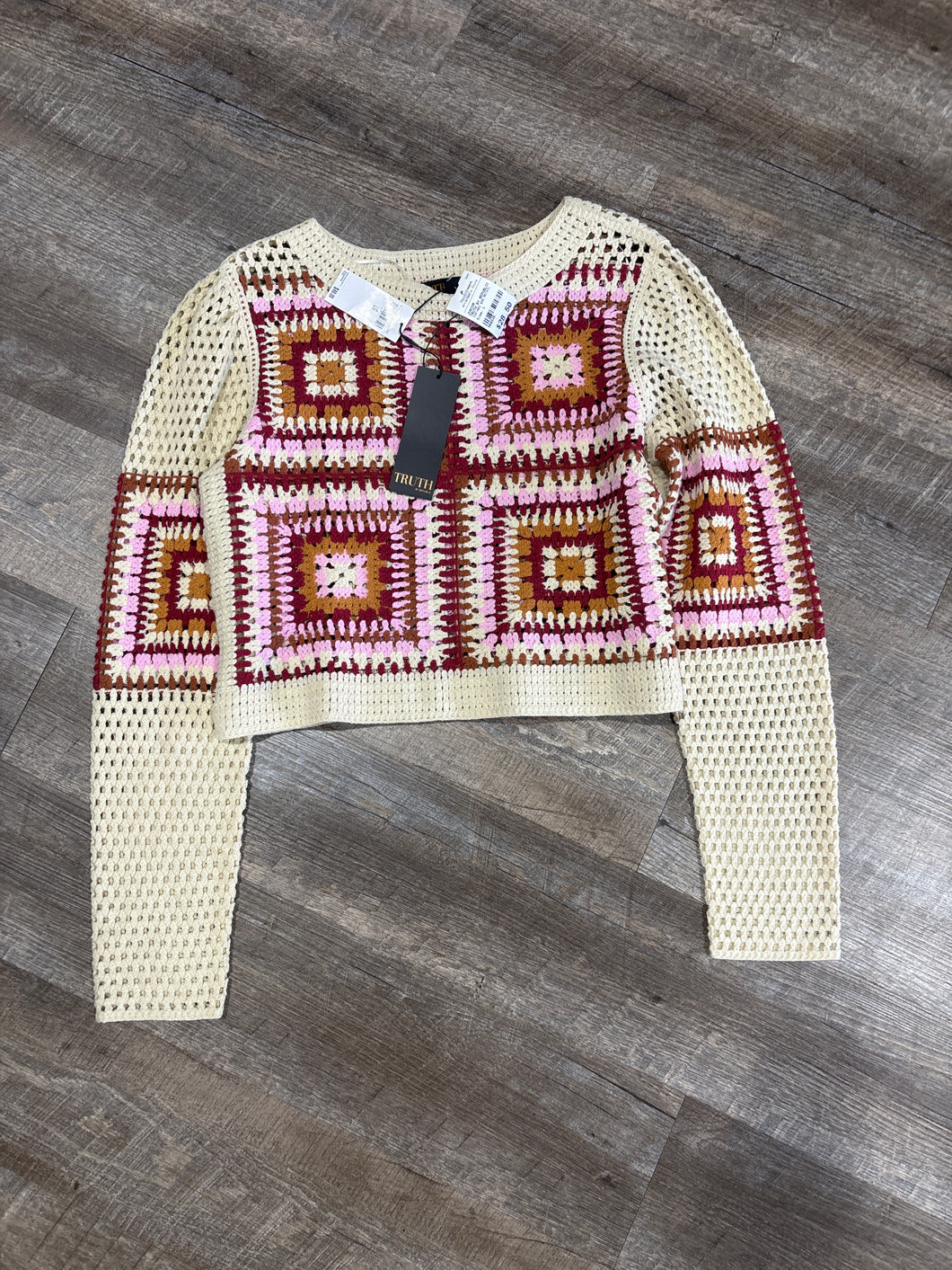 TOP-NEW $88 RETAIL - LG