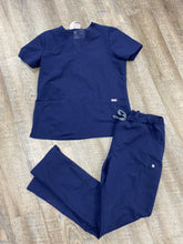 Load image into Gallery viewer, 2 PC SET-STAINED M/L
