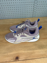 Load image into Gallery viewer, SHOES-LIKE NEW-8.5
