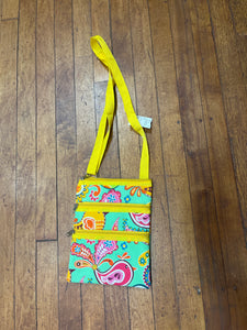 CROSSBODY