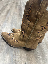 Load image into Gallery viewer, BOOT $169 RET - 9.5
