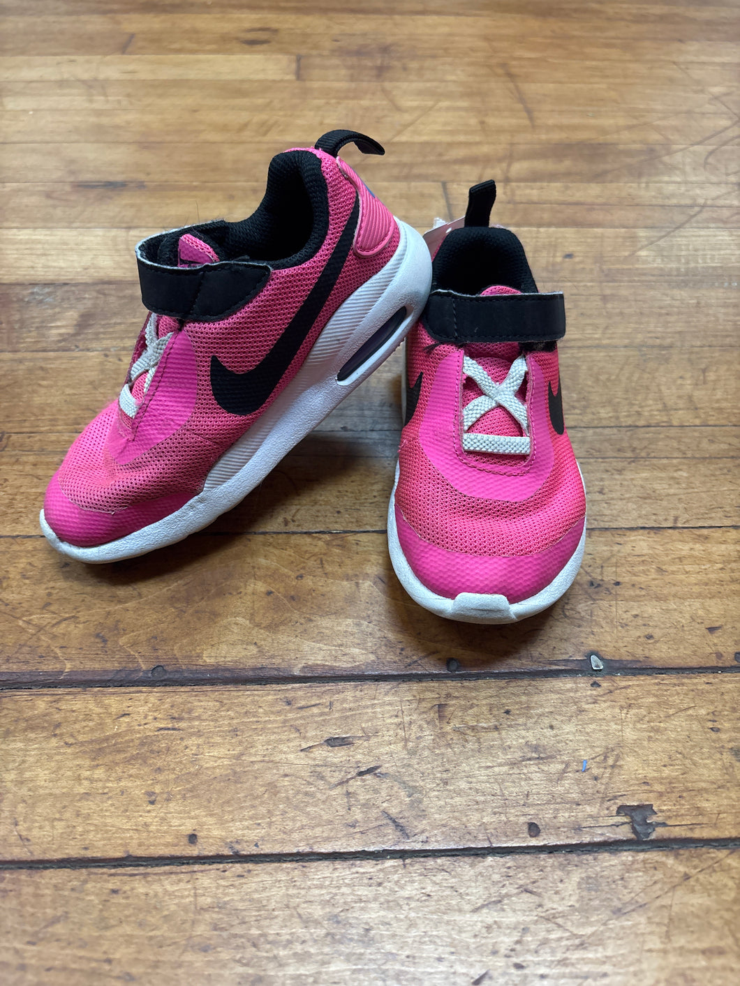 SNEAKER-9C
