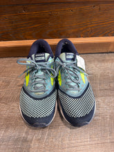 Load image into Gallery viewer, REVEL SNEAKER- WORN - 10

