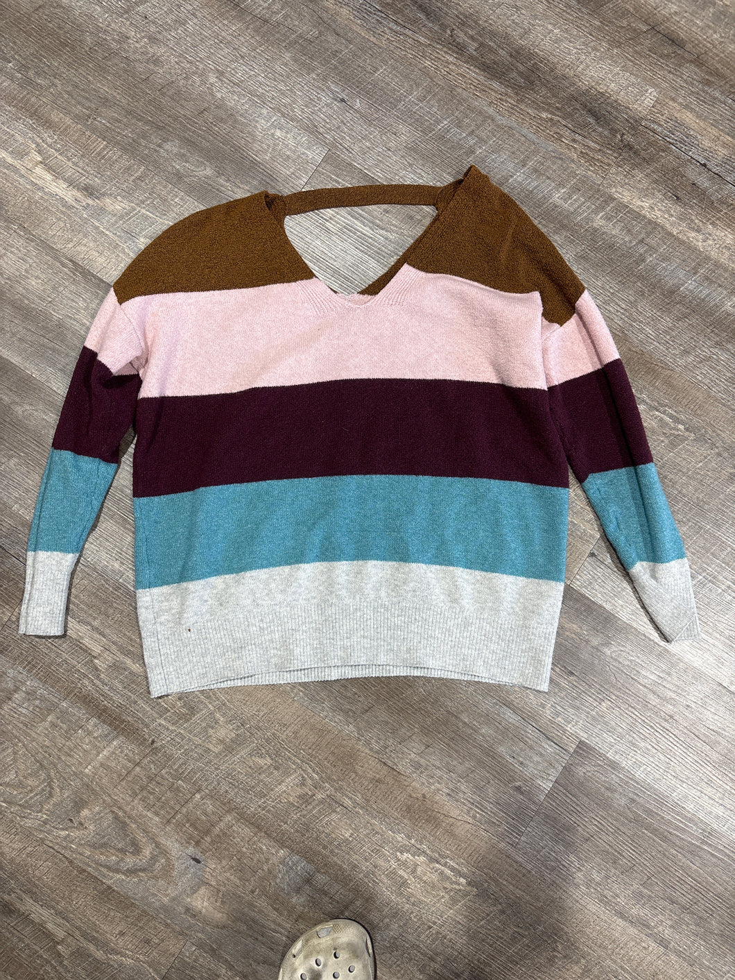 SWEATER - LG