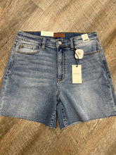 Load image into Gallery viewer, HIGH WAISTED SHORTS-XL
