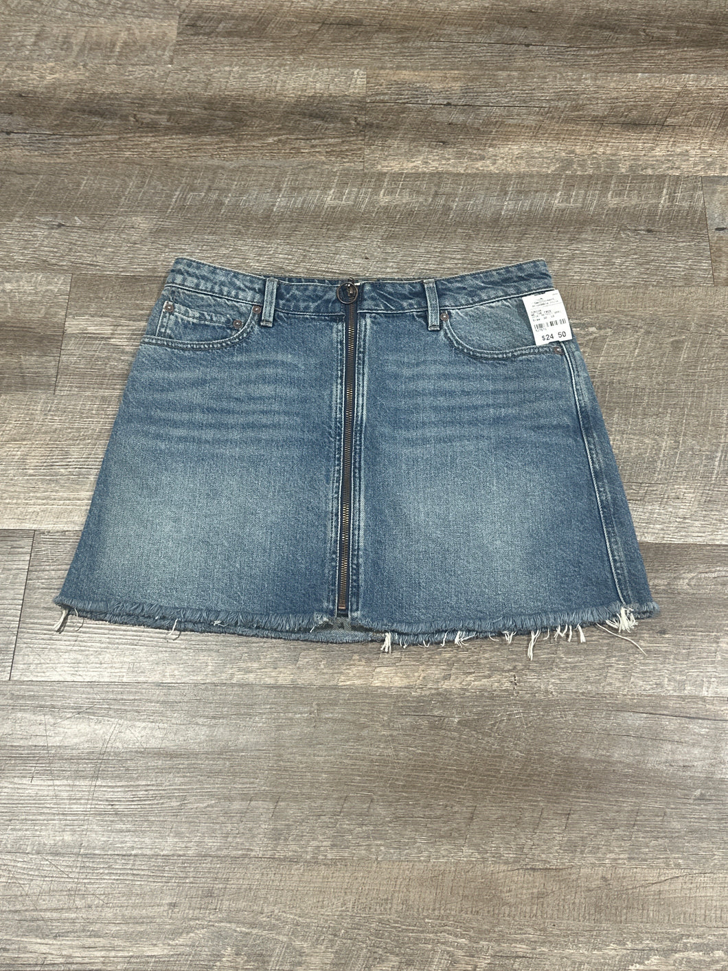 SKIRT RETAIL( $60) - 10