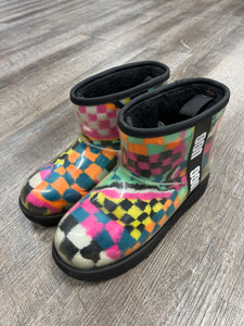 BOOTS (RETAIL $120) -4Y