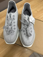 Load image into Gallery viewer, SNEAKER-NEW RETAIL $135 - 10
