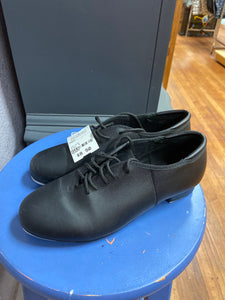 TAP SHOE