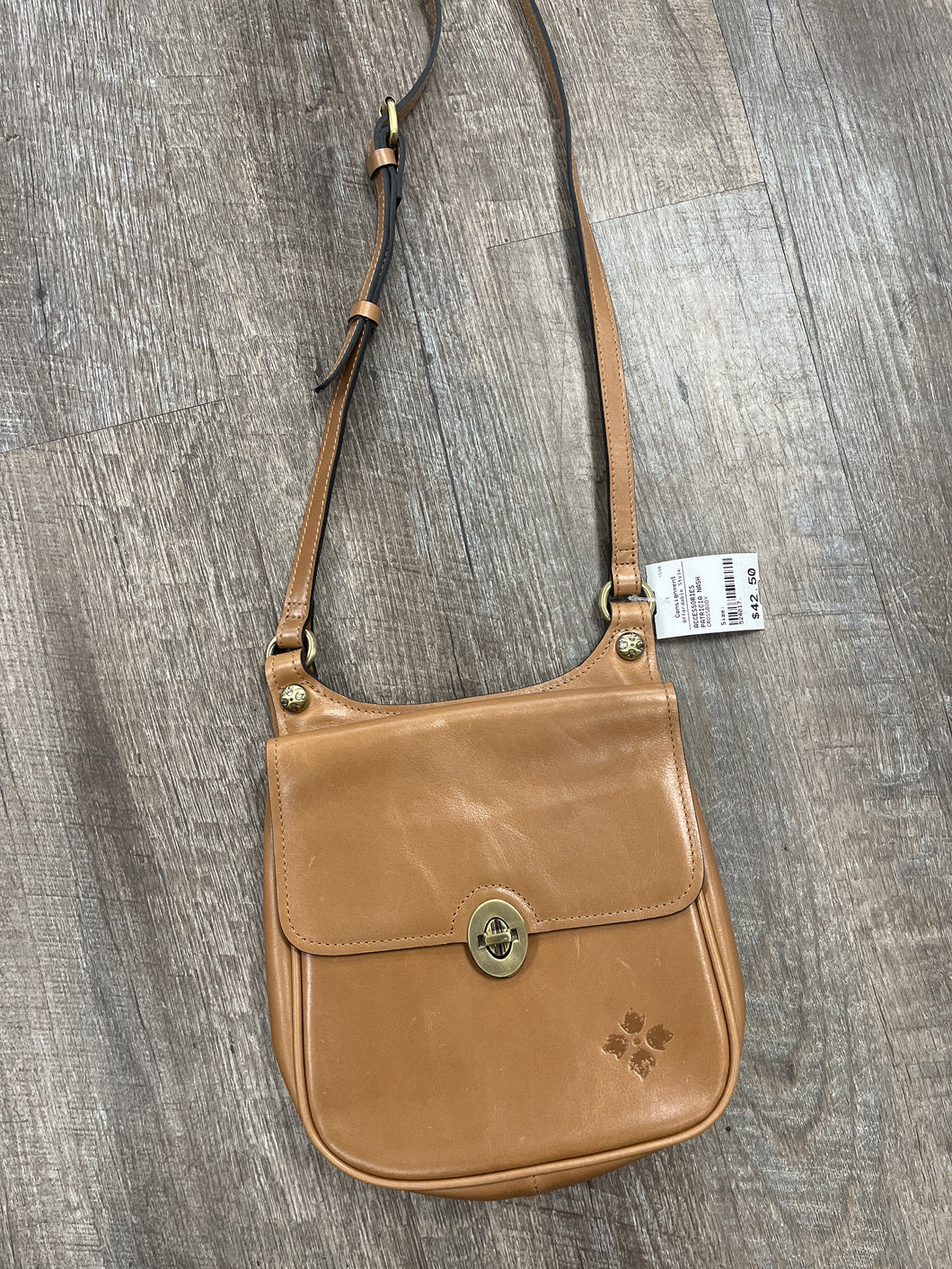 CROSSBODY