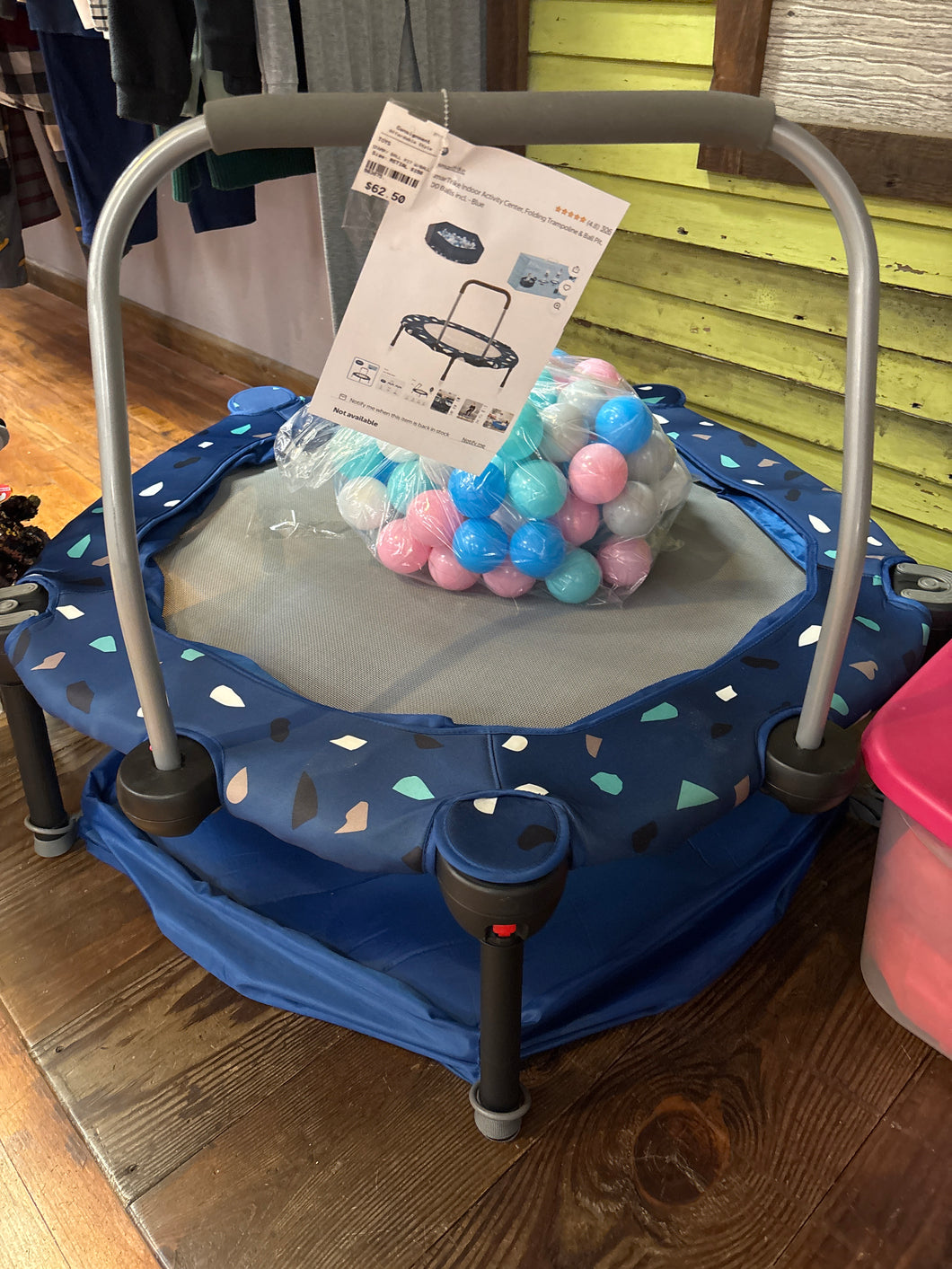 TAMP/ BALL PIT W/BALLS *will not ship*