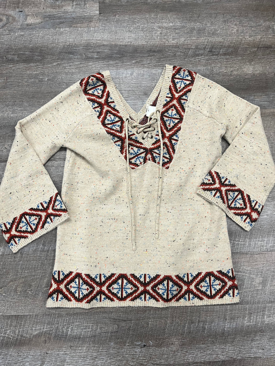 SWEATER $75 RETAIL-MD