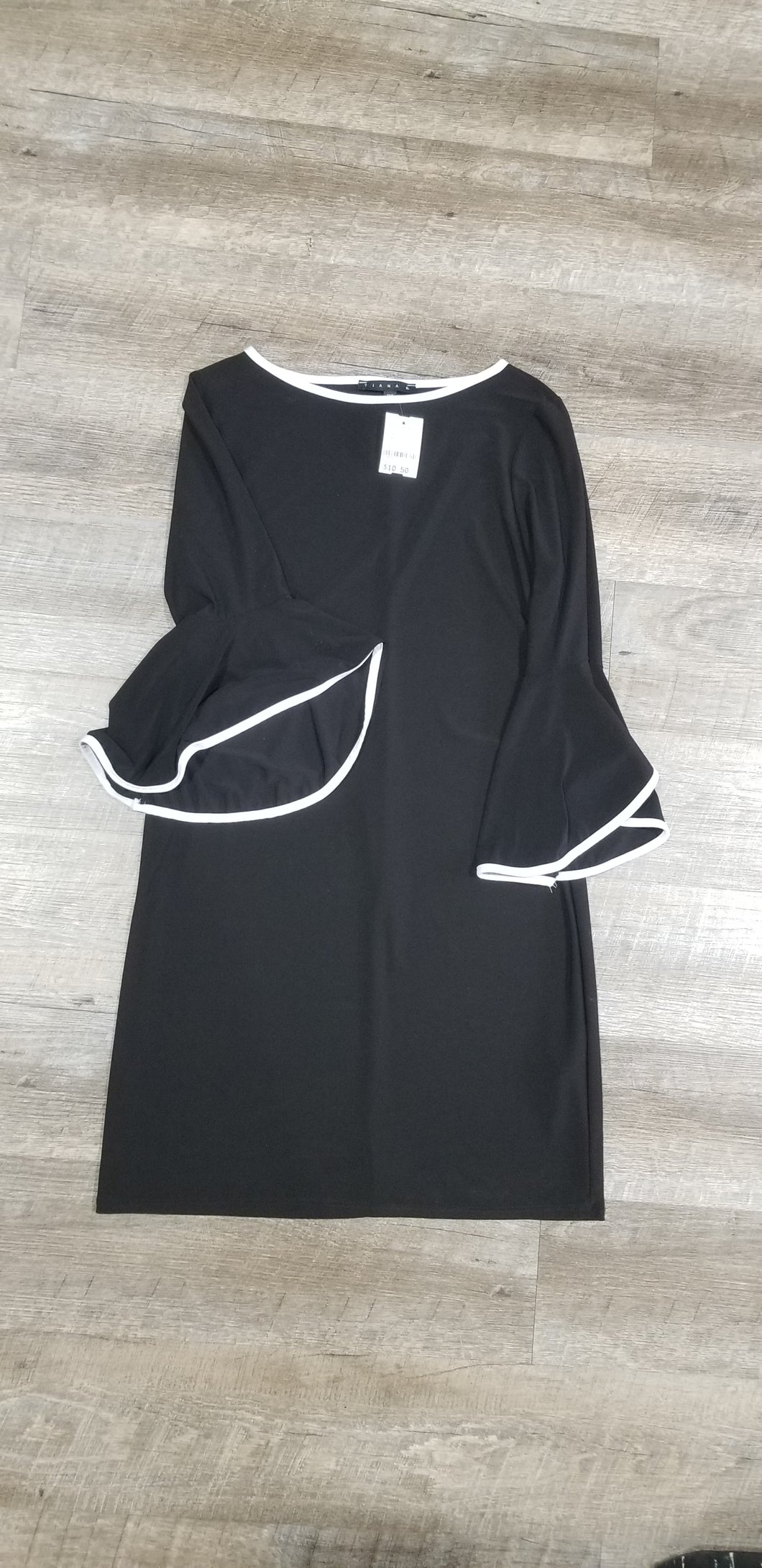 DRESS- 10