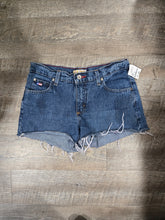 Load image into Gallery viewer, SHORTS- 7/8
